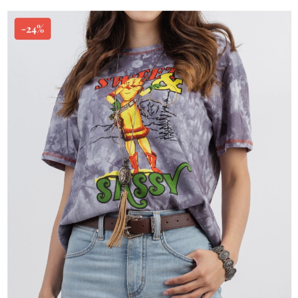 NWT Graphic Tee "Sweet & Sassy"